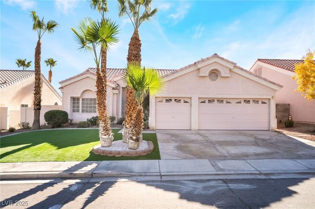 9205 Desert Village Avenue, Las Vegas, NV 89147