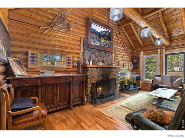 818 Riverside Drive, Lyons, CO 80540