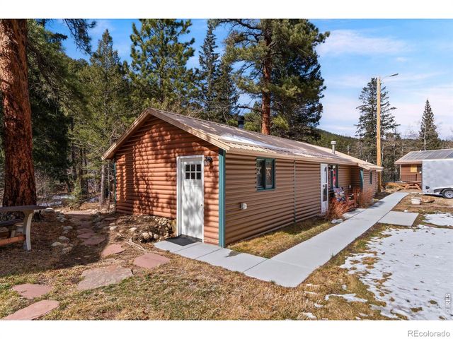 818 Riverside Drive, Lyons, CO 80540
