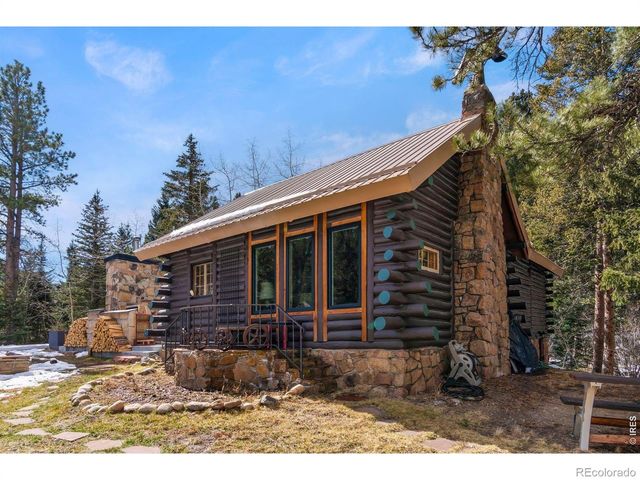 818 Riverside Drive, Lyons, CO 80540