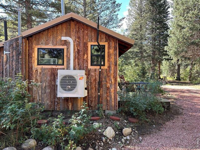 818 Riverside Drive, Lyons, CO 80540