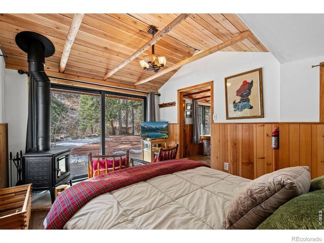 818 Riverside Drive, Lyons, CO 80540