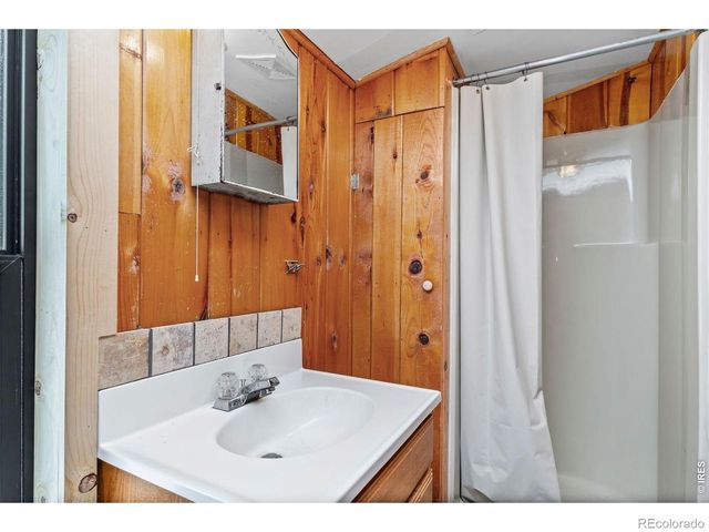 818 Riverside Drive, Lyons, CO 80540