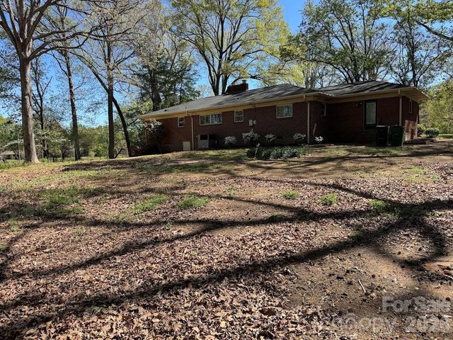 4424 Back Creek Church Road, Charlotte, NC 28213