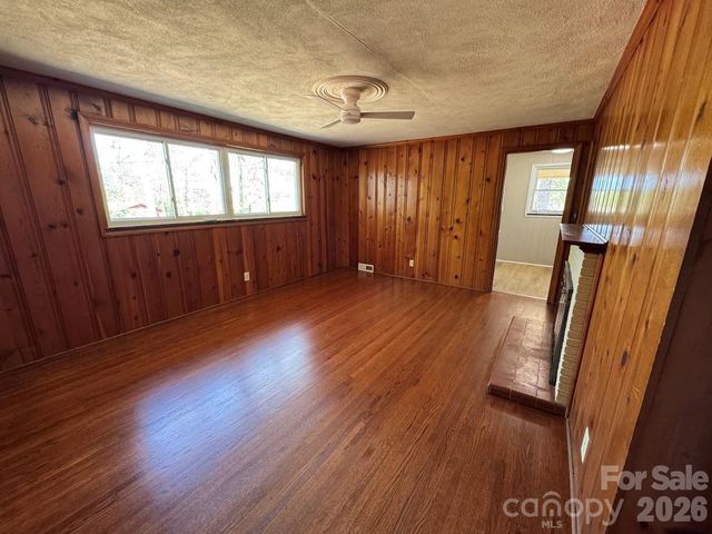 4424 Back Creek Church Road, Charlotte, NC 28213