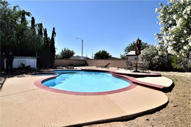 2905 E Avenue R11, Palmdale, CA 93550