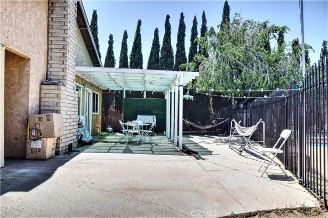 2905 E Avenue R11, Palmdale, CA 93550
