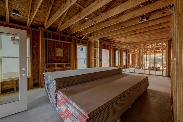 817 Sun Ray, Horseshoe Bay, TX 78657