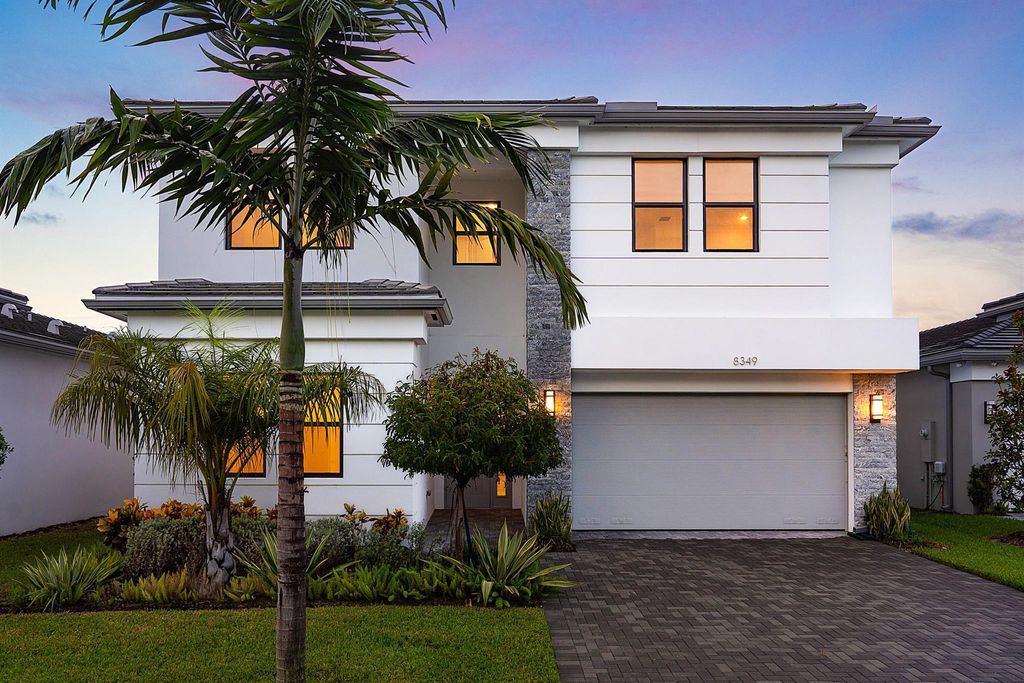 8349 Royal County Down Road, Boca Raton, FL 33434