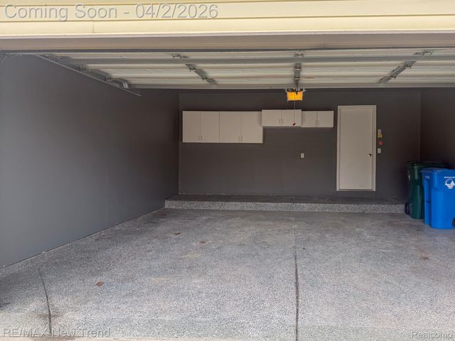 2191 Pleasant Drive, Commerce Charter Township, MI 48390