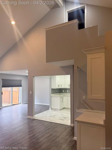 2191 Pleasant Drive, Commerce Charter Township, MI 48390