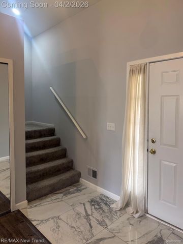 2191 Pleasant Drive, Commerce Charter Township, MI 48390