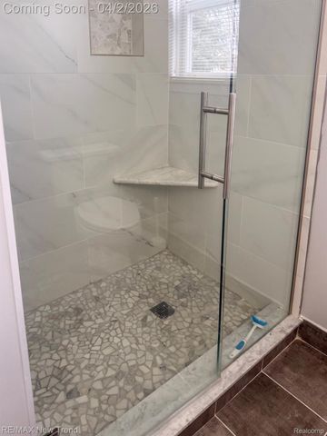 2191 Pleasant Drive, Commerce Charter Township, MI 48390