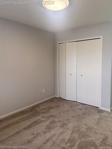 2191 Pleasant Drive, Commerce Charter Township, MI 48390