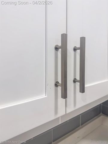 2191 Pleasant Drive, Commerce Charter Township, MI 48390