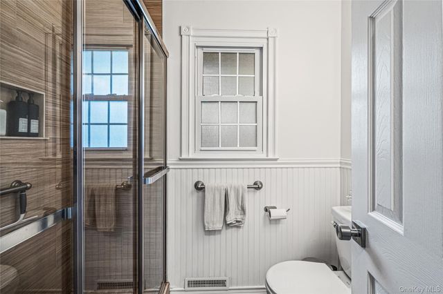20 Shinnecock Lane, Hampton Bays, NY 11946