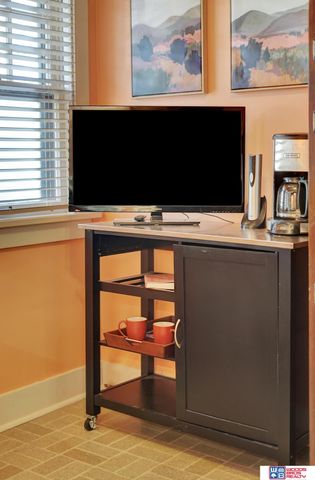 3353 M Street, Lincoln, NE 68510