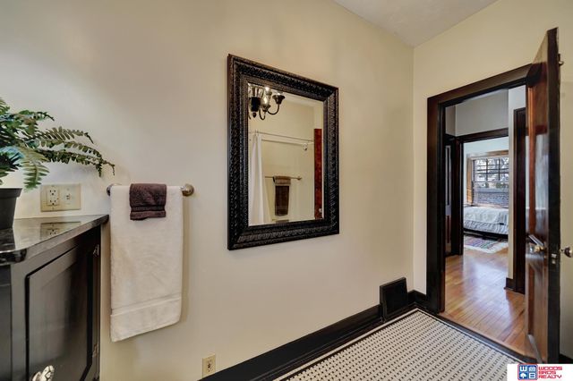 3353 M Street, Lincoln, NE 68510