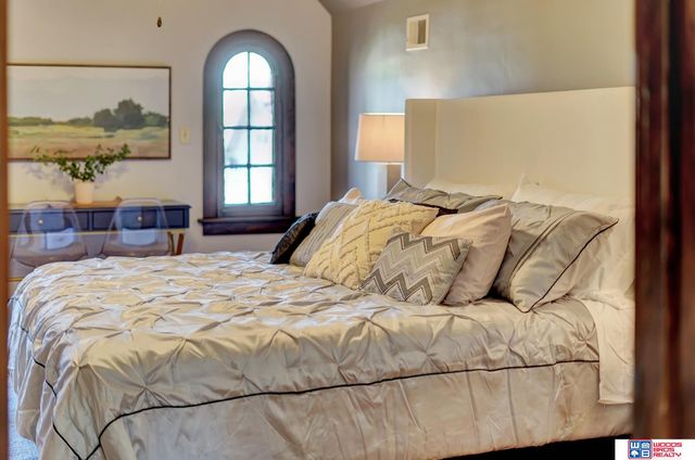 3353 M Street, Lincoln, NE 68510