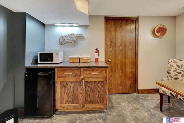 3353 M Street, Lincoln, NE 68510