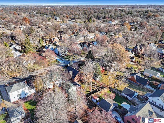 3353 M Street, Lincoln, NE 68510