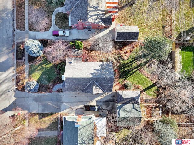 3353 M Street, Lincoln, NE 68510