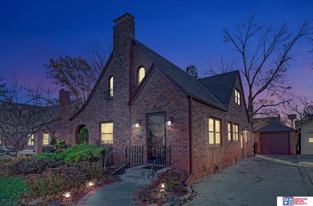 3353 M Street, Lincoln, NE 68510