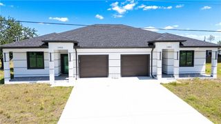 2404/2406 Crawford AVE N, Lehigh Acres, FL 33971