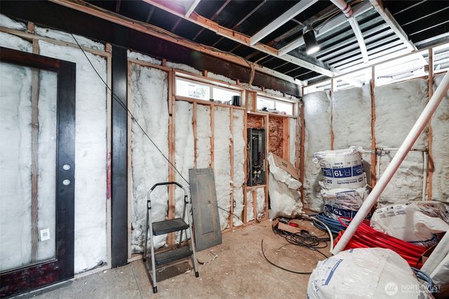 24320 119th Avenue SE, Woodinville, WA 98077