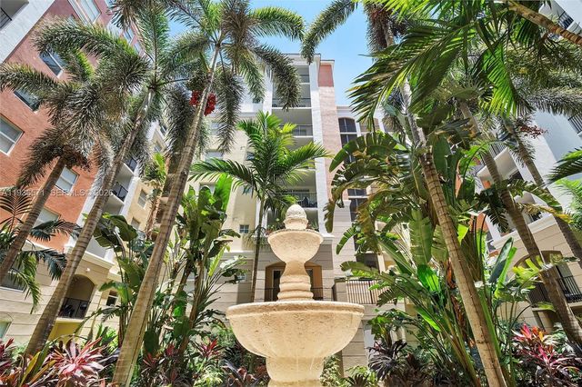 17150 N Bay Road 2619, Sunny Isles Beach, FL 33160