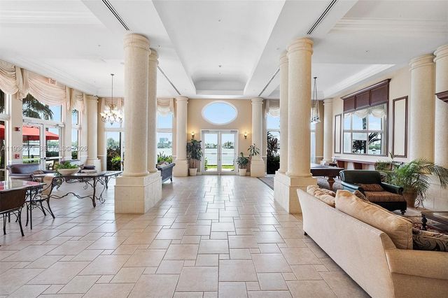 17150 N Bay Road 2619, Sunny Isles Beach, FL 33160