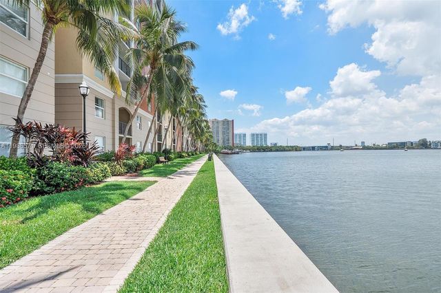 17150 N Bay Road 2619, Sunny Isles Beach, FL 33160