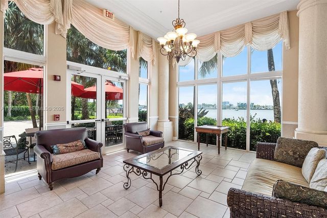 17150 N Bay Road 2619, Sunny Isles Beach, FL 33160