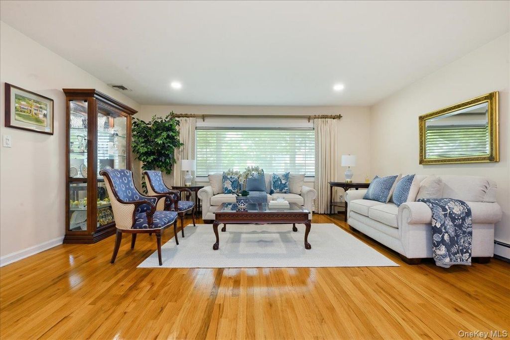 201 Kildare Road, Garden City, NY 11530 — photo 3