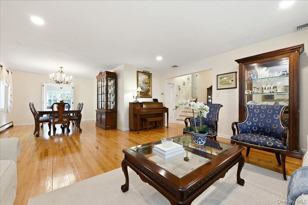 201 Kildare Road, Garden City, NY 11530 — photo 5