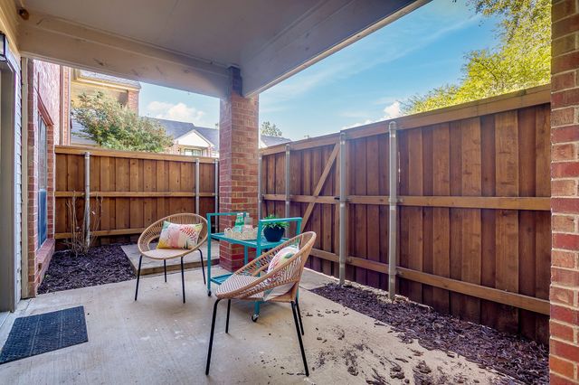 2304 Kenley Street, Fort Worth, TX 76107