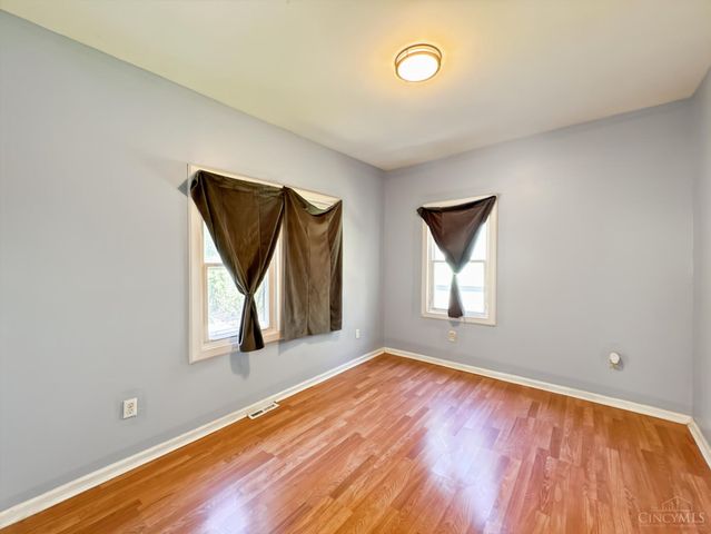 1730 Esmonde Street, Cincinnati, OH 45214