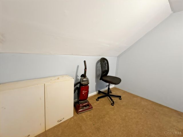 1730 Esmonde Street, Cincinnati, OH 45214
