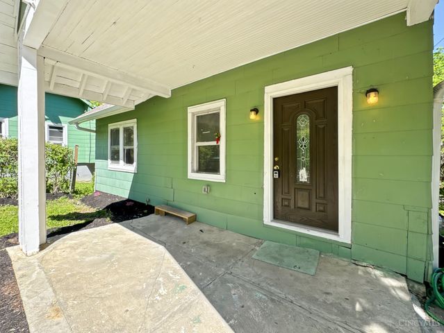 1730 Esmonde Street, Cincinnati, OH 45214
