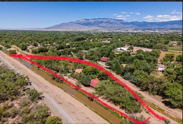7437 Rio Grande Boulevard NW, Los Ranchos, NM 87107