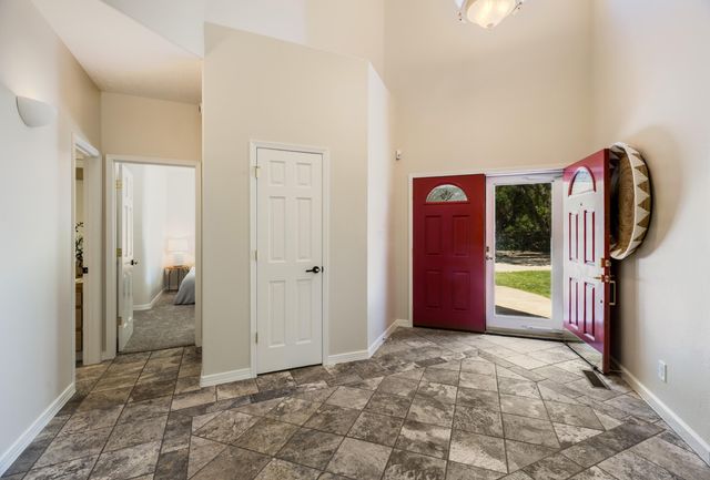 7437 Rio Grande Boulevard NW, Los Ranchos, NM 87107