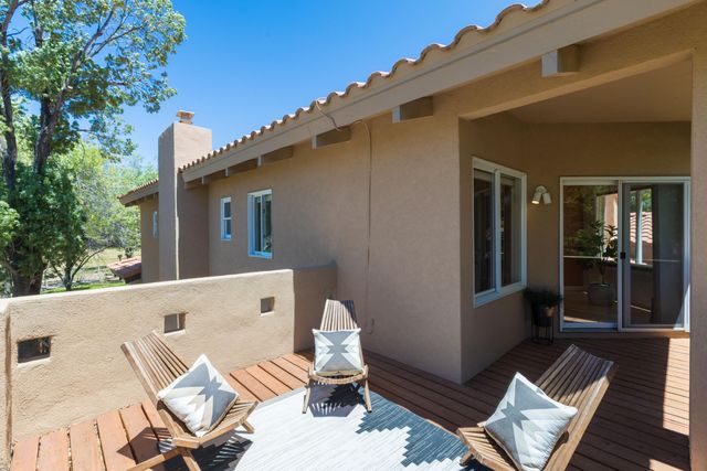 7437 Rio Grande Boulevard NW, Los Ranchos, NM 87107