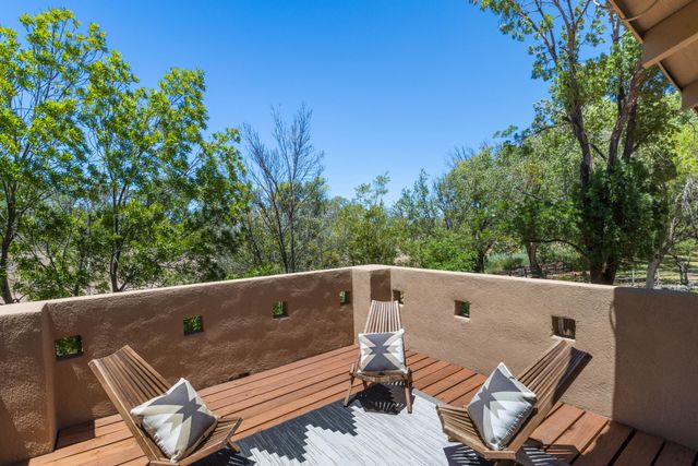 7437 Rio Grande Boulevard NW, Los Ranchos, NM 87107