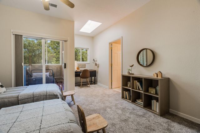 7437 Rio Grande Boulevard NW, Los Ranchos, NM 87107