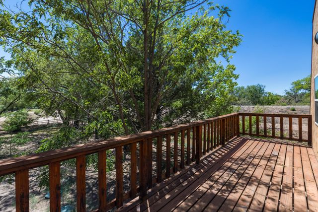 7437 Rio Grande Boulevard NW, Los Ranchos, NM 87107