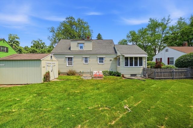 92 Massreco St, Springfield, MA 01109