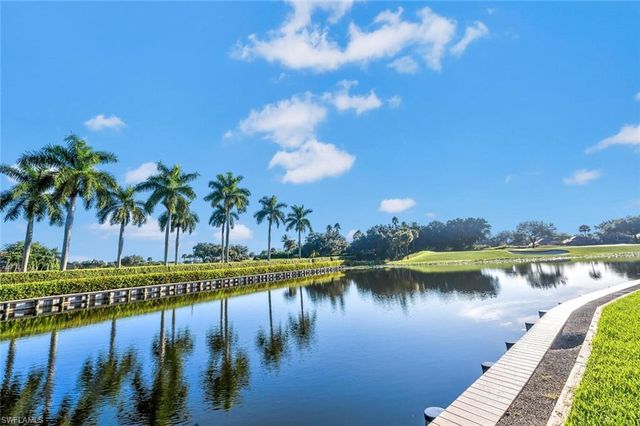 2989 Saint Barnabas CT, Naples, FL 34105