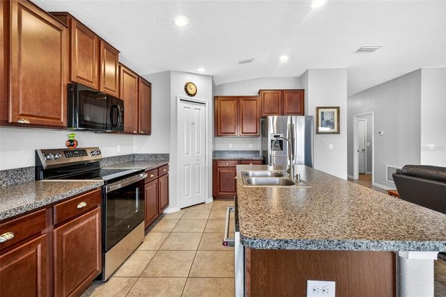 1774 BROAD WINGED HAWK DRIVE, Ruskin, FL 33570