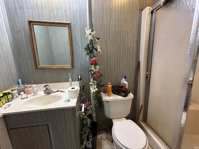 923 N 8th Street, Vincennes, IN 47591