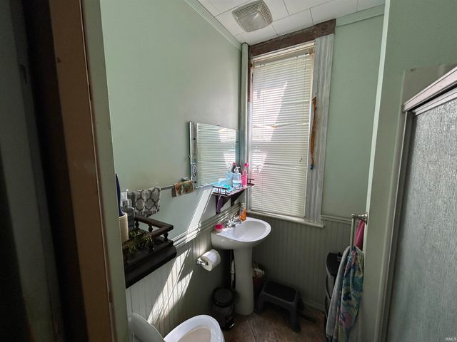 923 N 8th Street, Vincennes, IN 47591